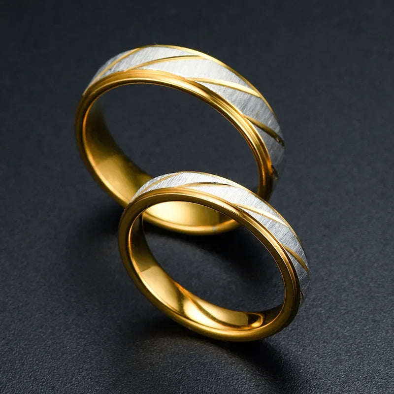 Gold Wave Pattern Couple Ring